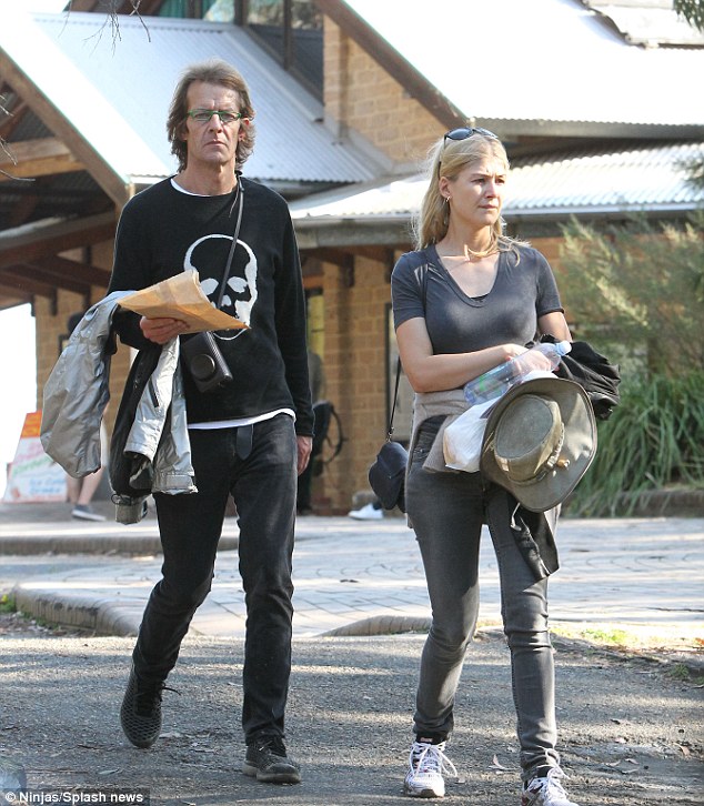 Robie Jonjo Uniacke: Unraveling His Intriguing Family