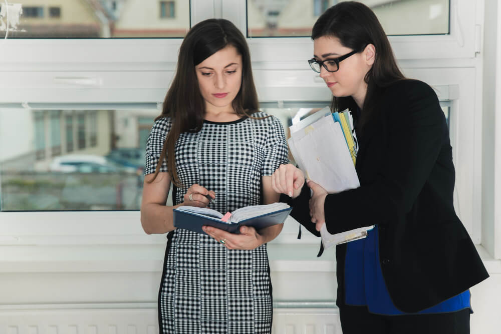 How to Build an Employee Handbook That Makes Leave Policies Easier to Understand